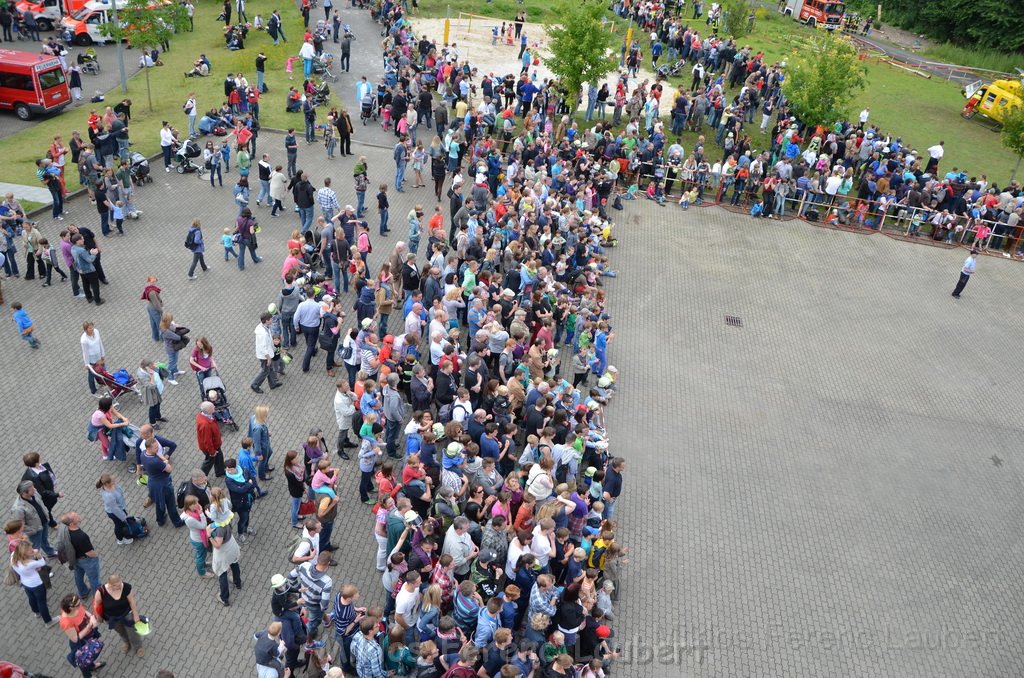 Tag der Offenen Tuer BF Koeln Weidenpesch Scheibenstr P643.JPG